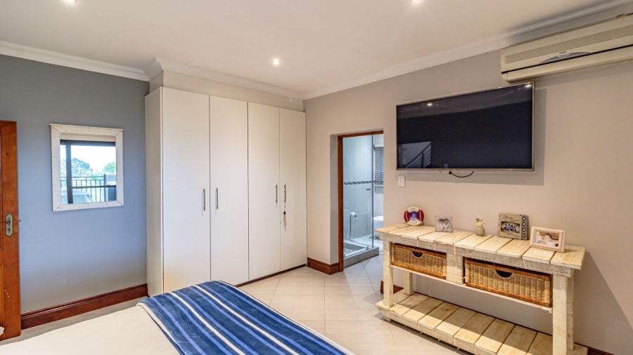 5 Bedroom Property for Sale in Oranjeville Free State